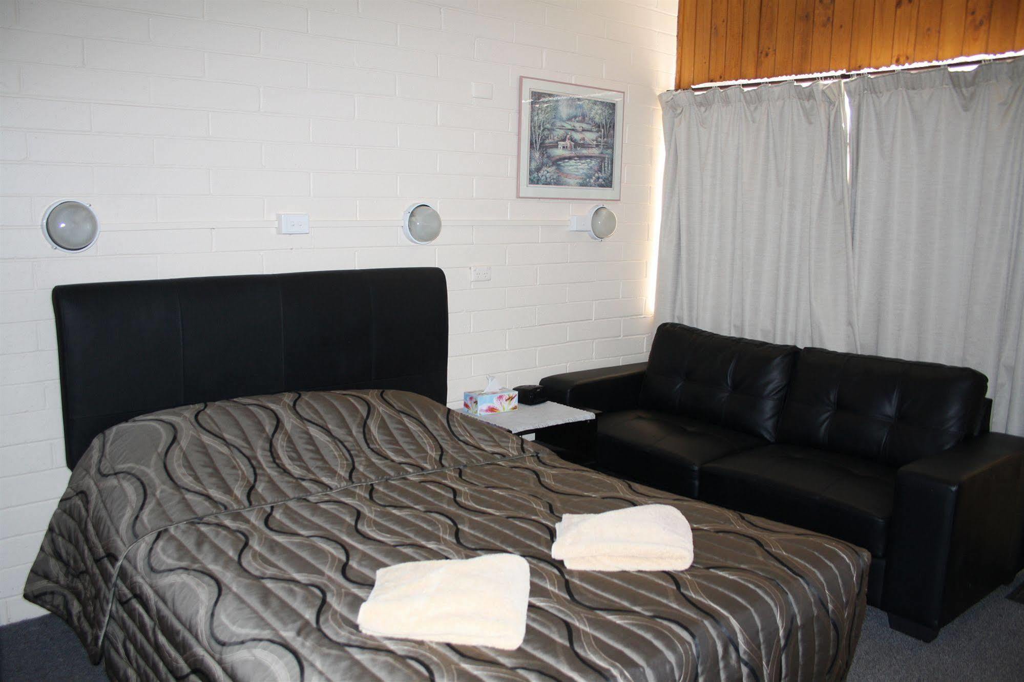 Nhill Oasis Motel Exteriér fotografie